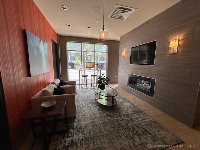 111b Morgan Street Stamford CT 06905