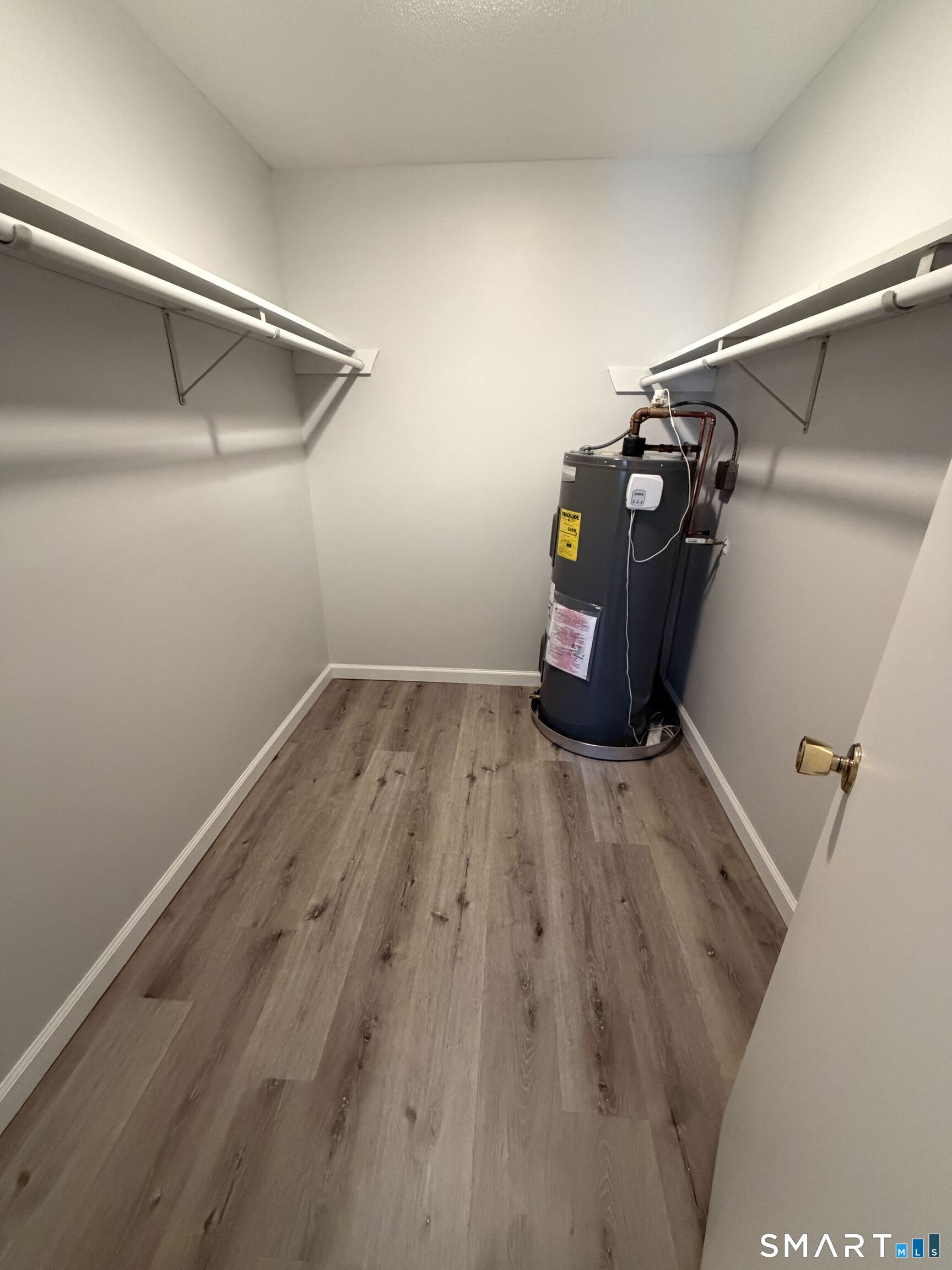 17 Farmington Avenue Plainville CT 06062