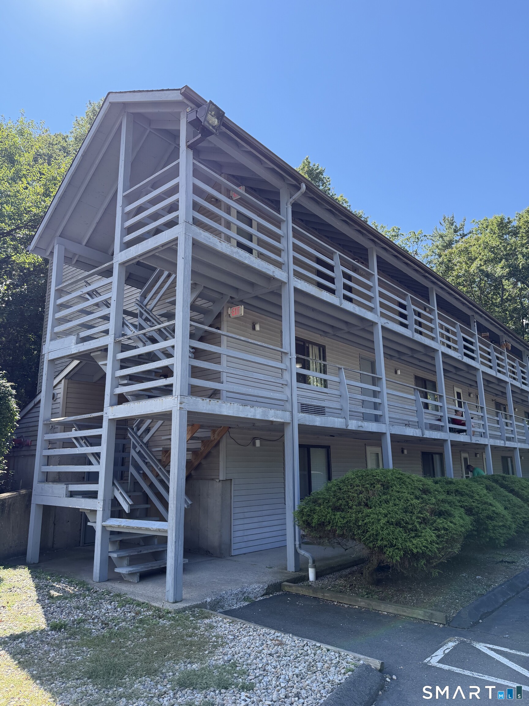 17 Farmington Avenue Plainville CT 06062