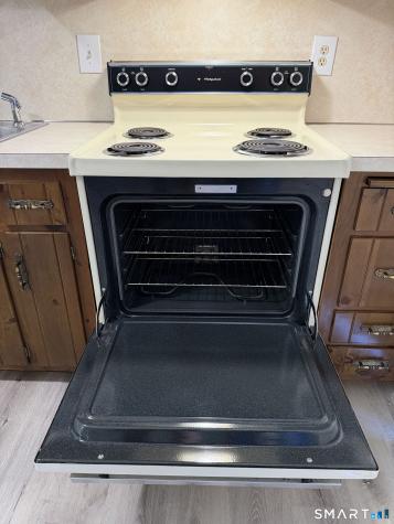 17 Farmington Avenue Plainville CT 06062