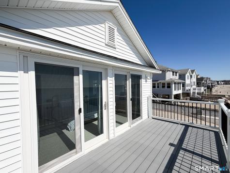 18 Field Court Milford CT 06460
