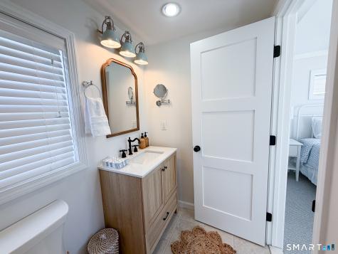 18 Field Court Milford CT 06460