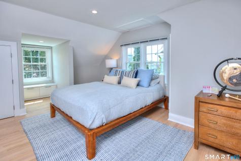 537 Penfield Road Fairfield CT 06824