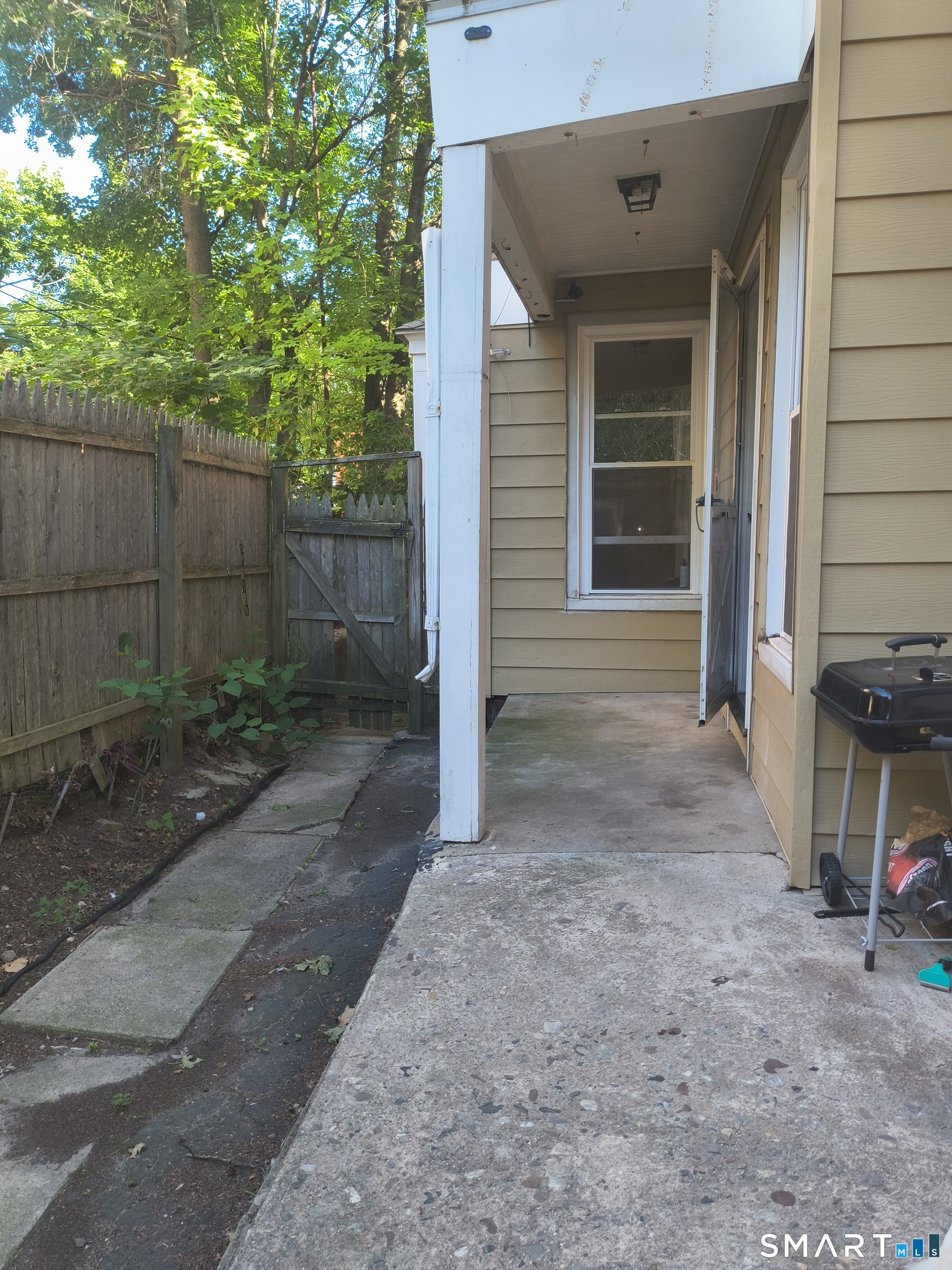 187 Center Street Bristol CT 06010
