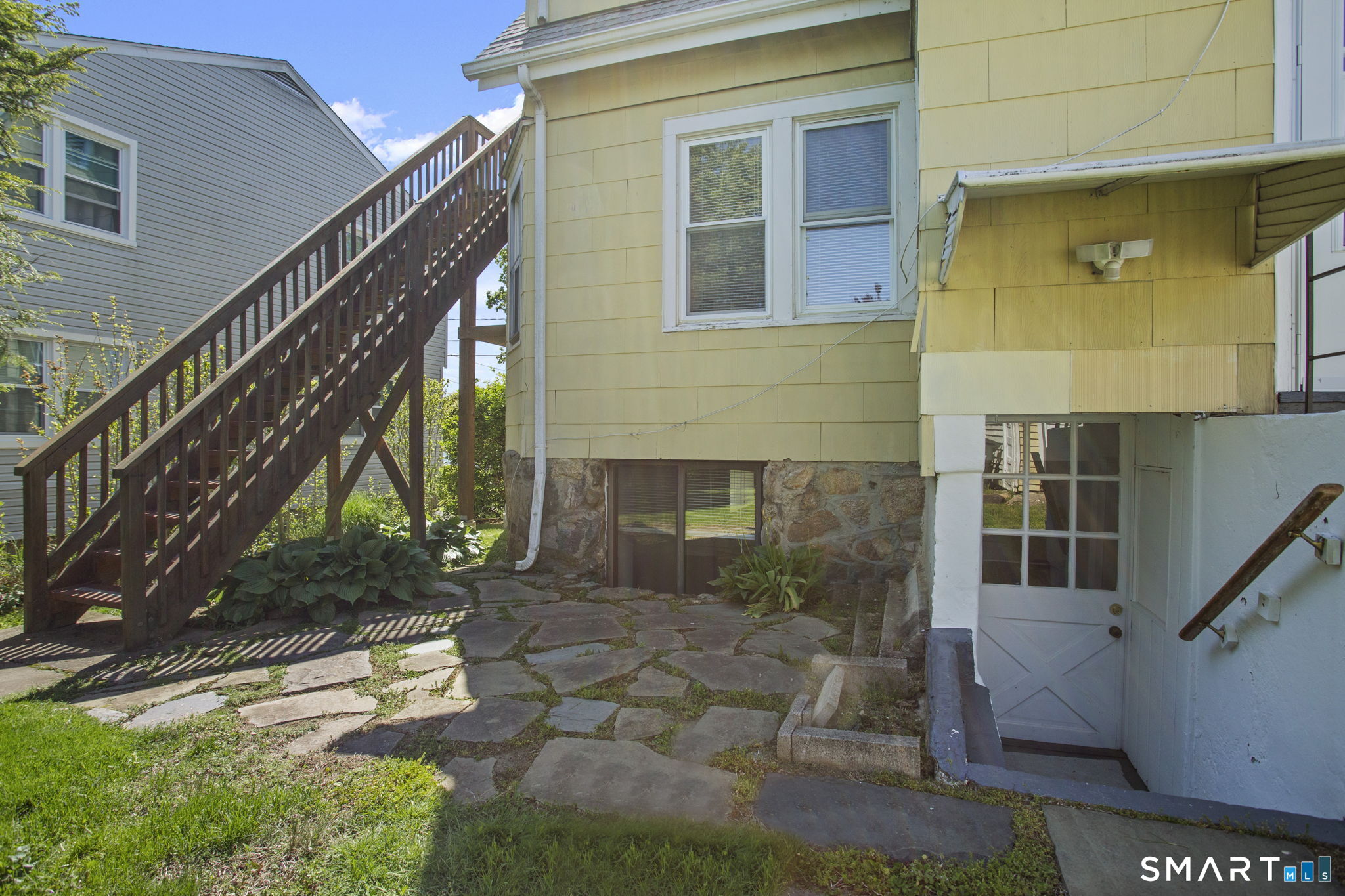 18 Claremont Street Stamford CT 06902