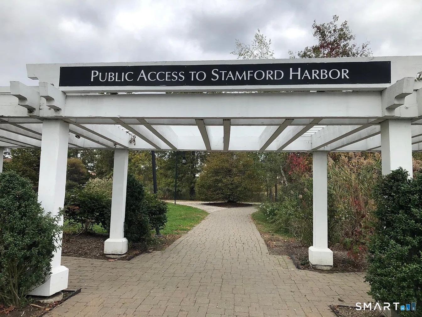 18 Claremont Street Stamford CT 06902