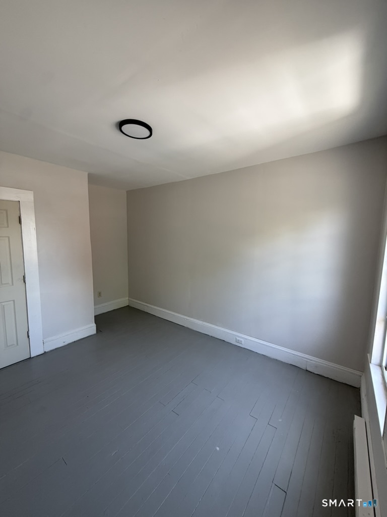 32 Main Street Simsbury CT 06081