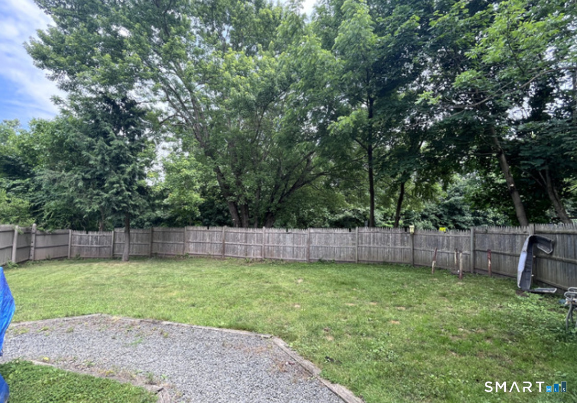 32 Main Street Simsbury CT 06081