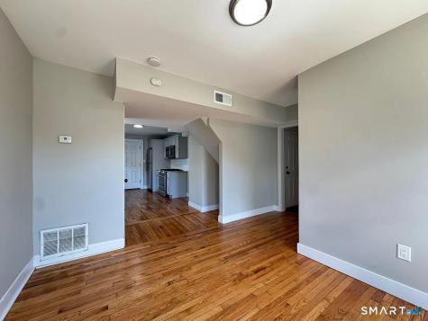 35 Dana Street West Haven CT 06516