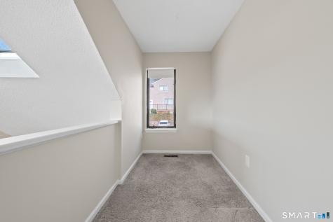 1690 Dixwell Avenue Hamden CT 06514