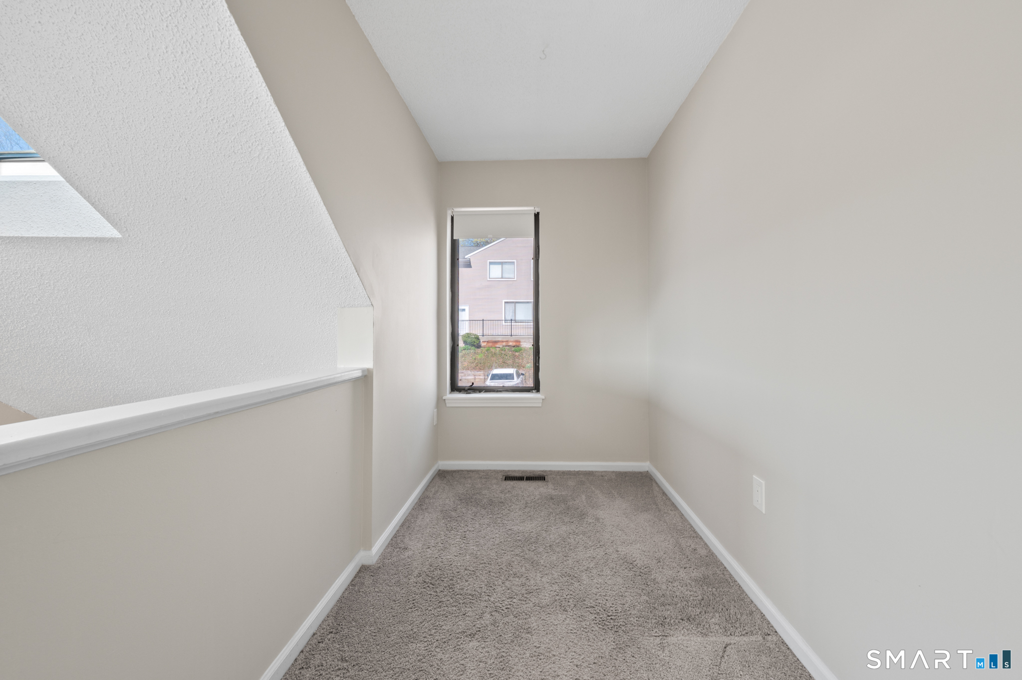 1690 Dixwell Avenue Hamden CT 06514