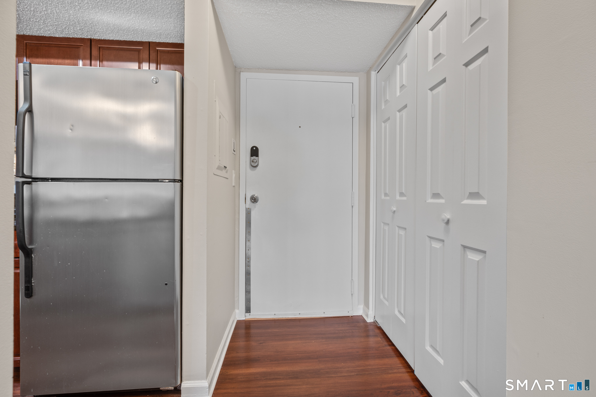 1690 Dixwell Avenue Hamden CT 06514