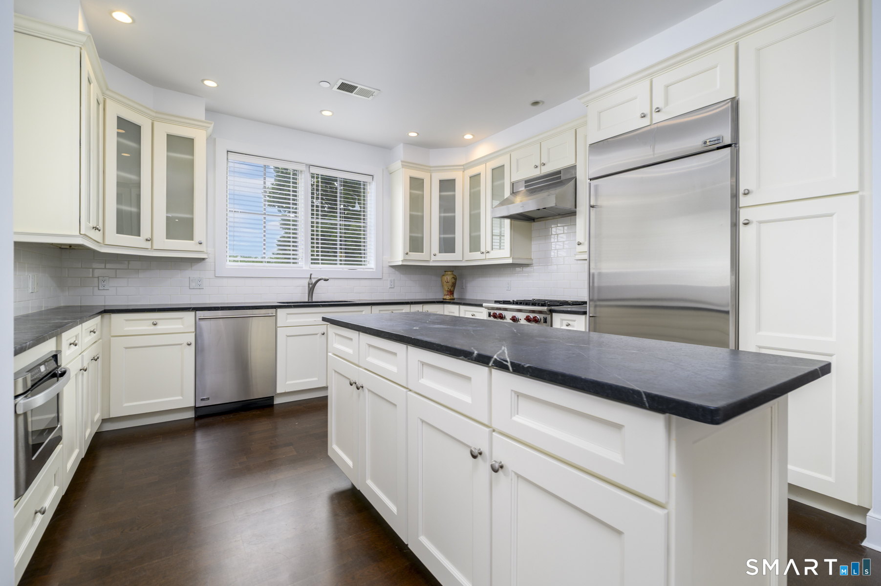 77 Havemeyer Lane Stamford CT 06902
