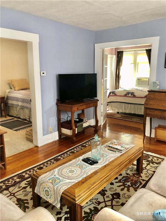 87 East Street Windsor CT 06095