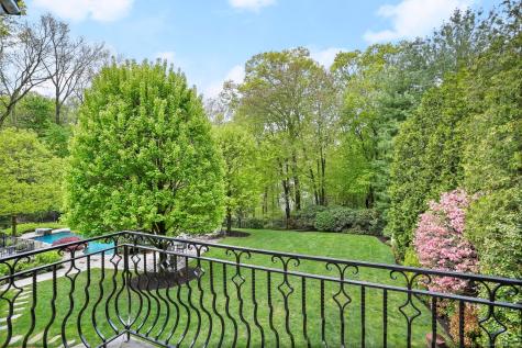 376 Westover Road Stamford CT 06902