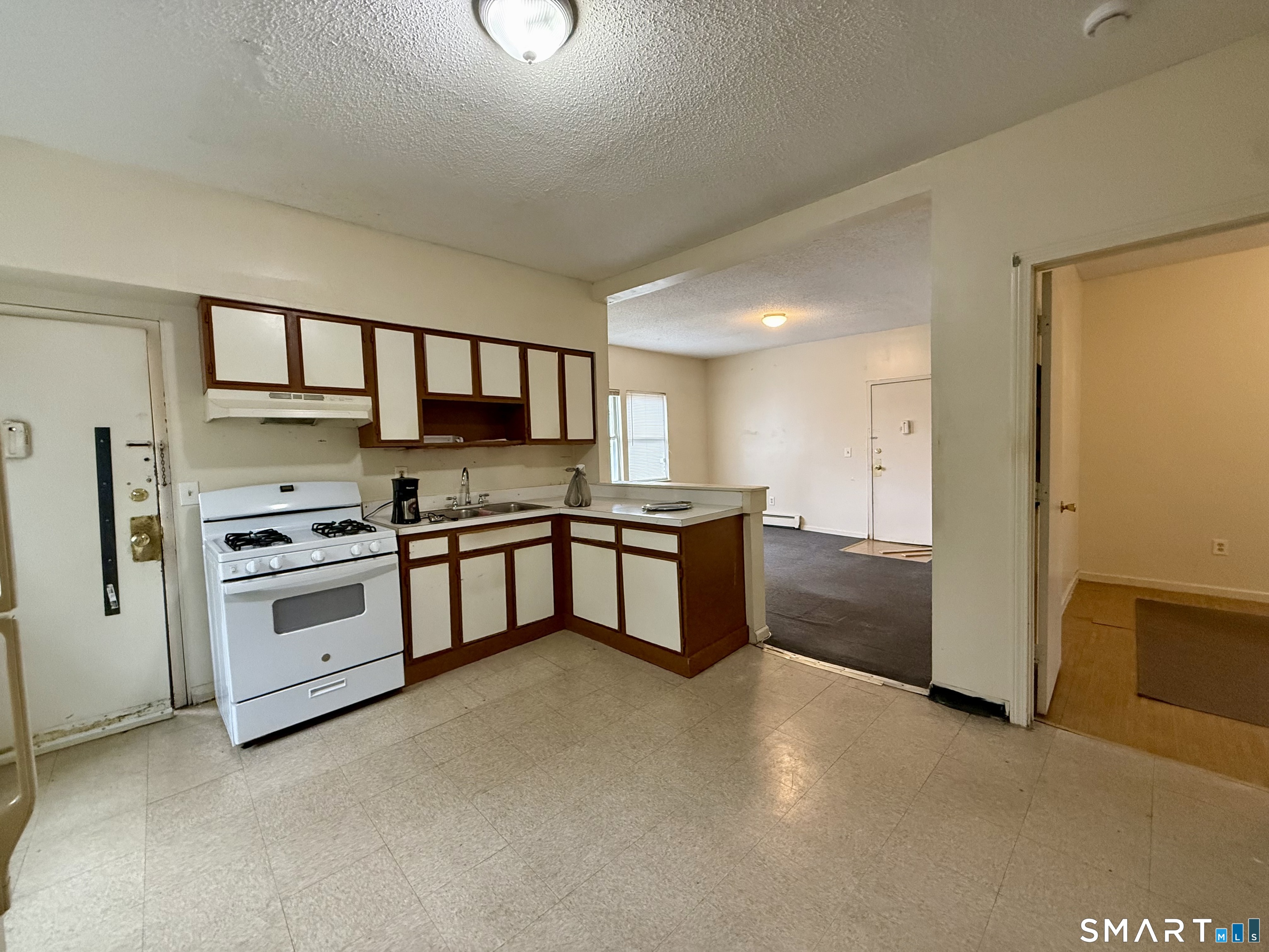 132 Locust Street Waterbury CT 06704