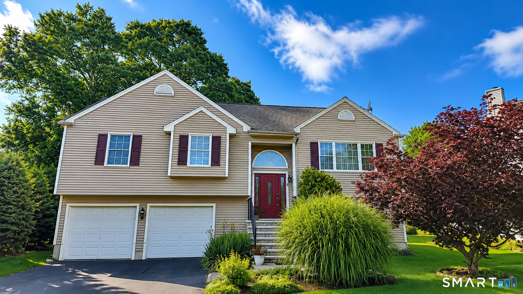 8 Hattie Lane Milford CT 06461