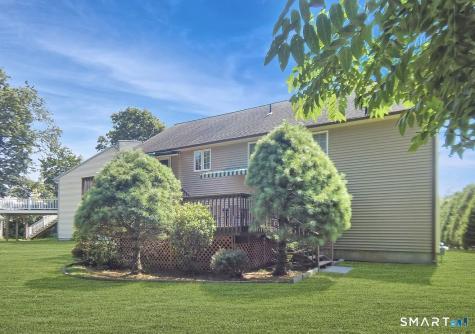 8 Hattie Lane Milford CT 06461