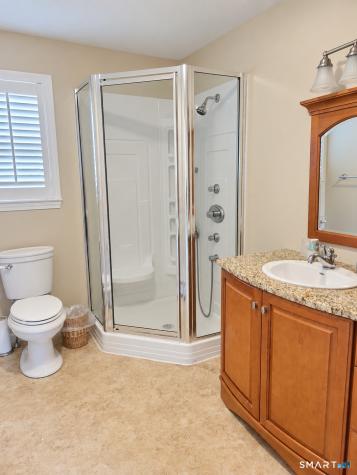 271 Vineyard Avenue Newington CT 06111