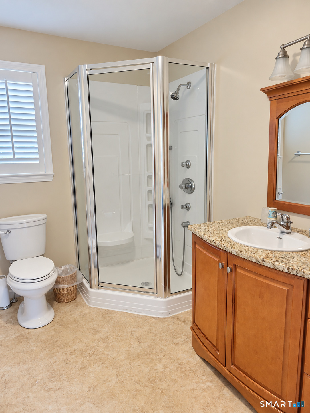 271 Vineyard Avenue Newington CT 06111