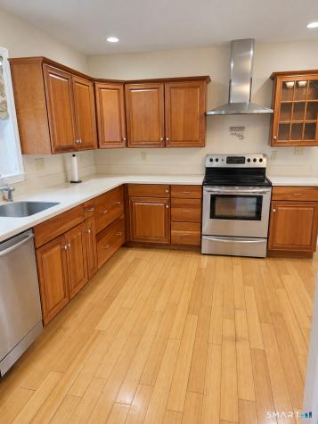 271 Vineyard Avenue Newington CT 06111