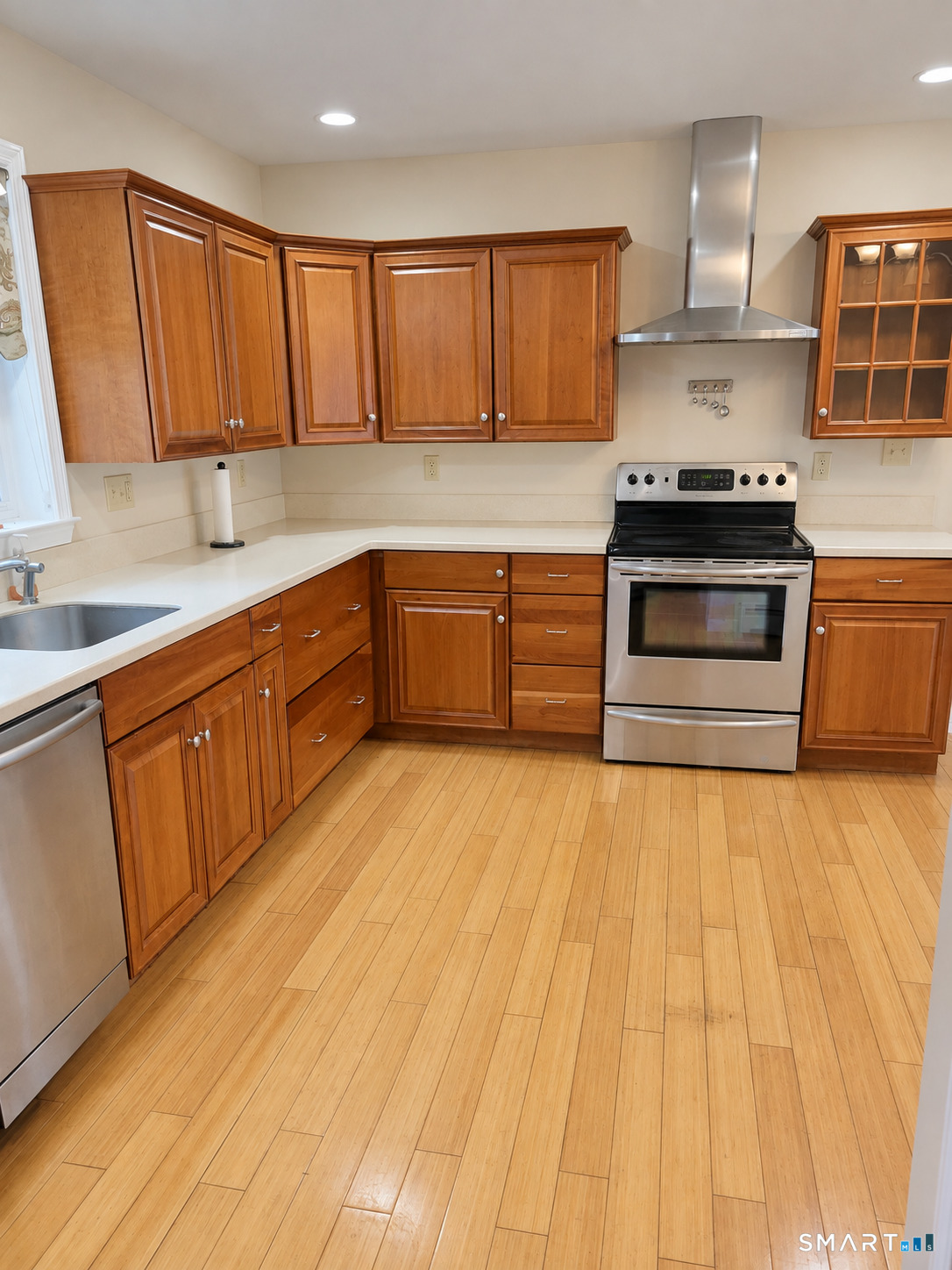 271 Vineyard Avenue Newington CT 06111