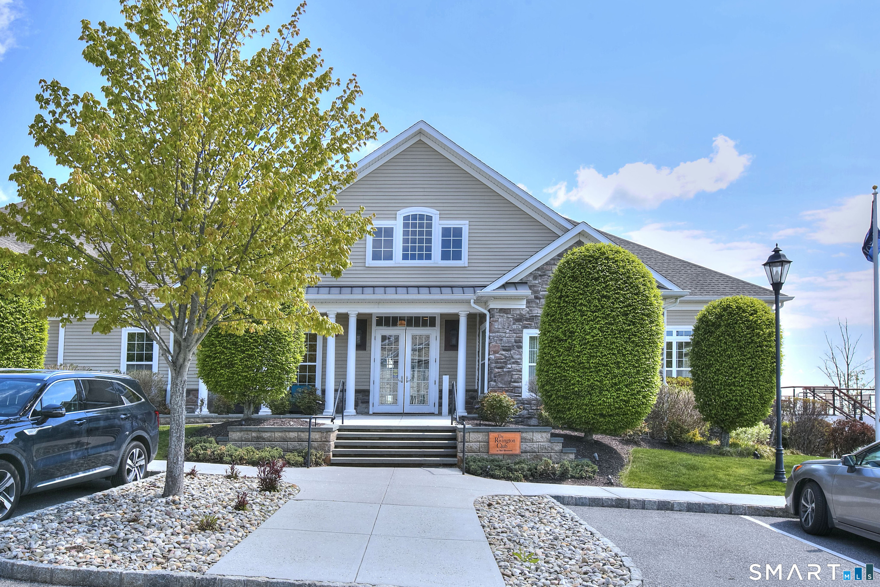 89 Brentwood Circle Danbury CT 06810