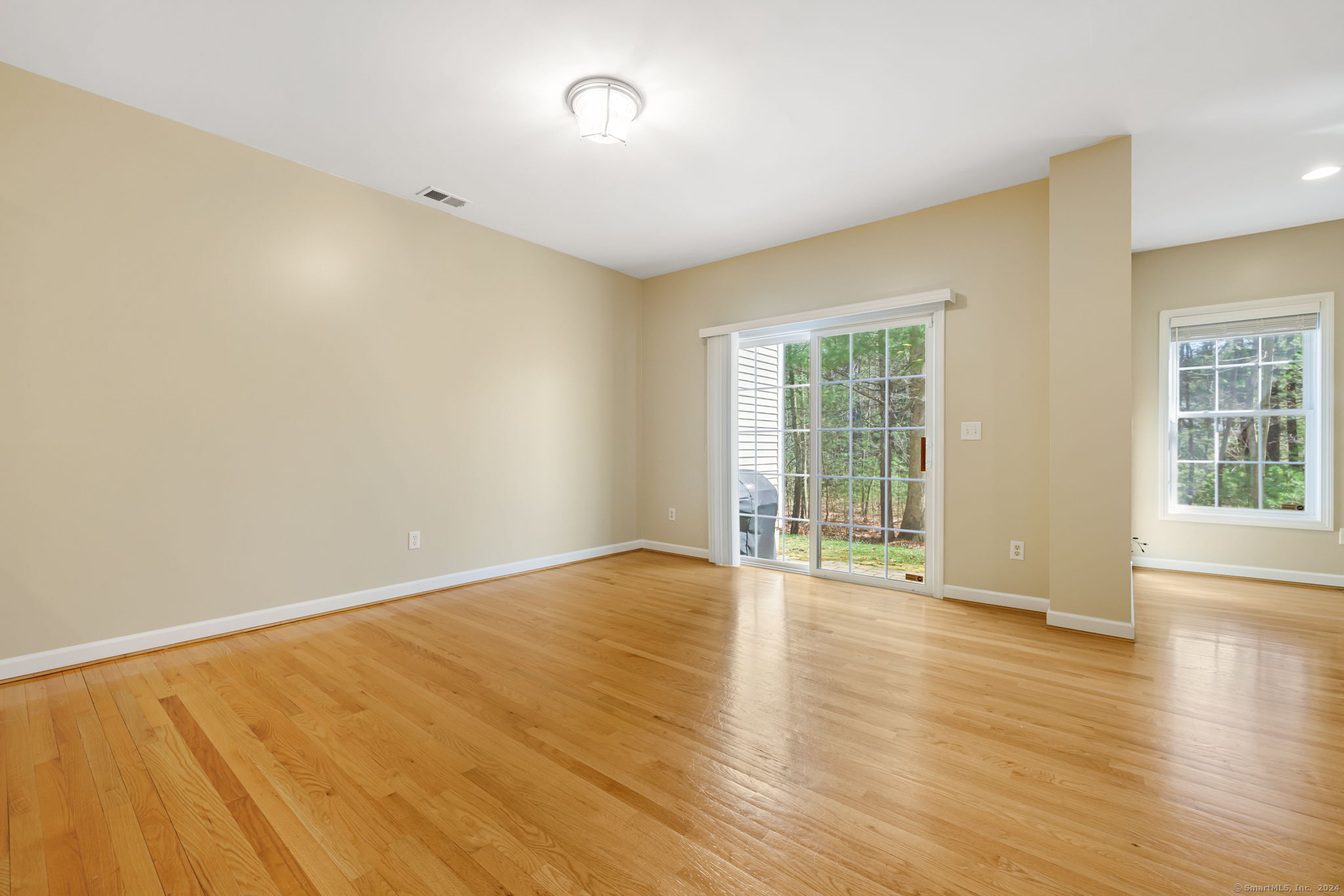 38 Brighton Park Way Bloomfield CT 06002
