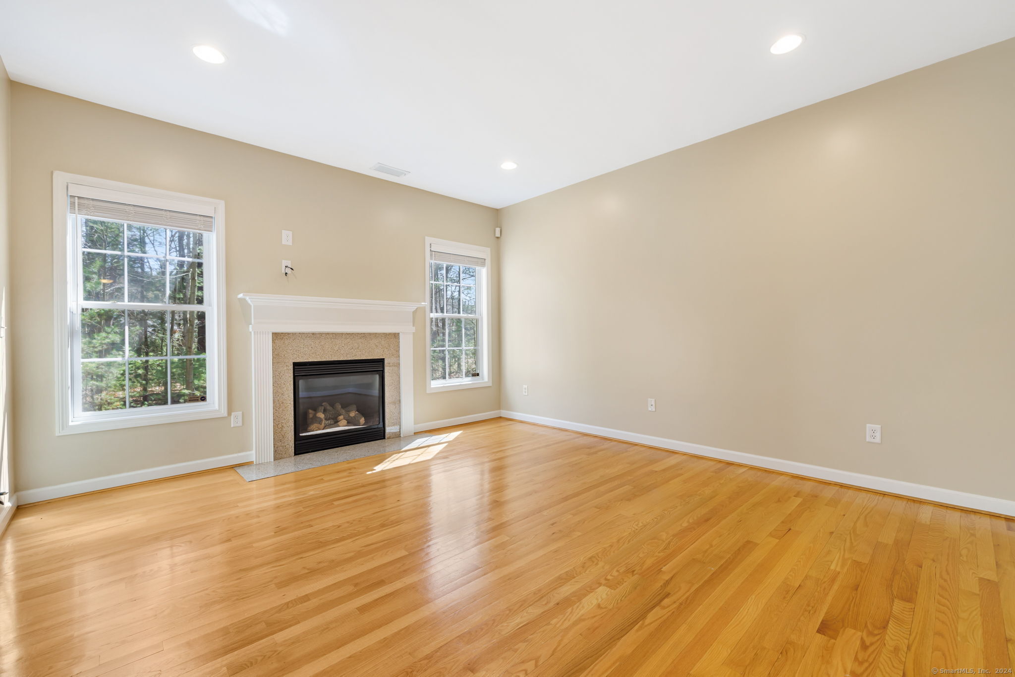 38 Brighton Park Way Bloomfield CT 06002