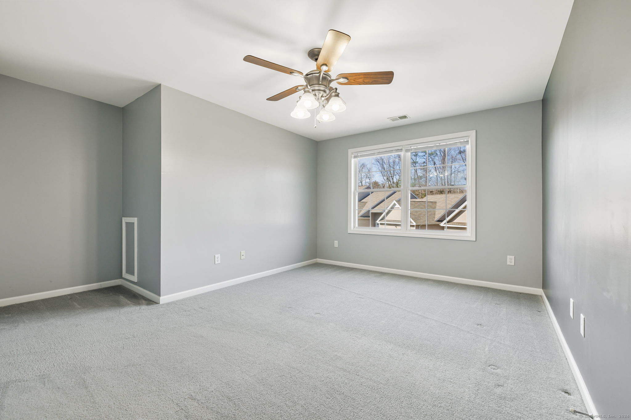38 Brighton Park Way Bloomfield CT 06002
