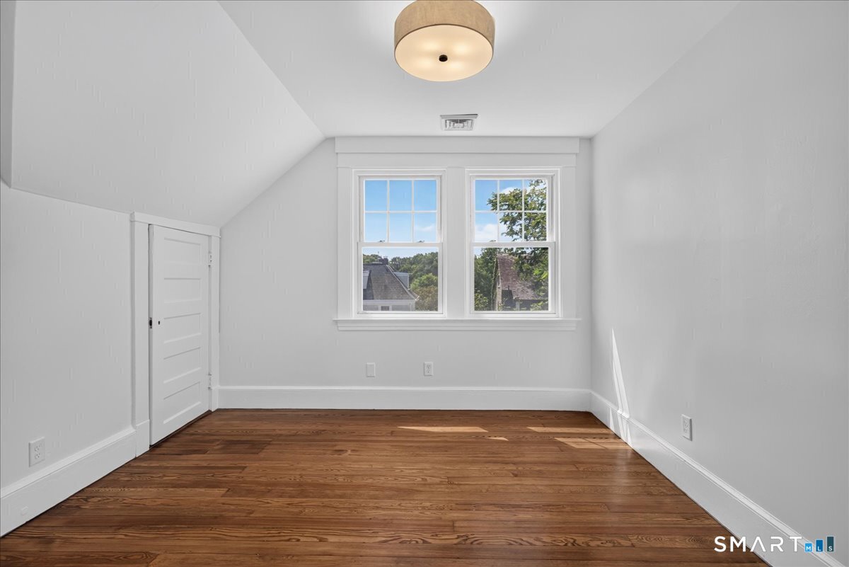22 Pendleton Street New Haven CT 06511