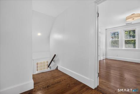 22 Pendleton Street New Haven CT 06511