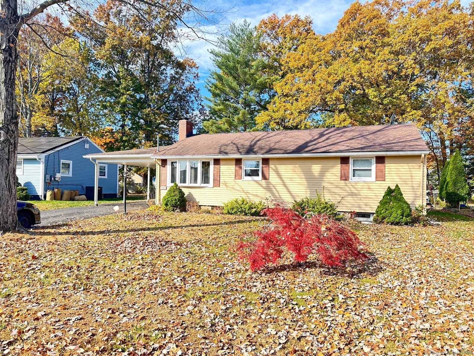 209 Somerset Street West Hartford CT 06110