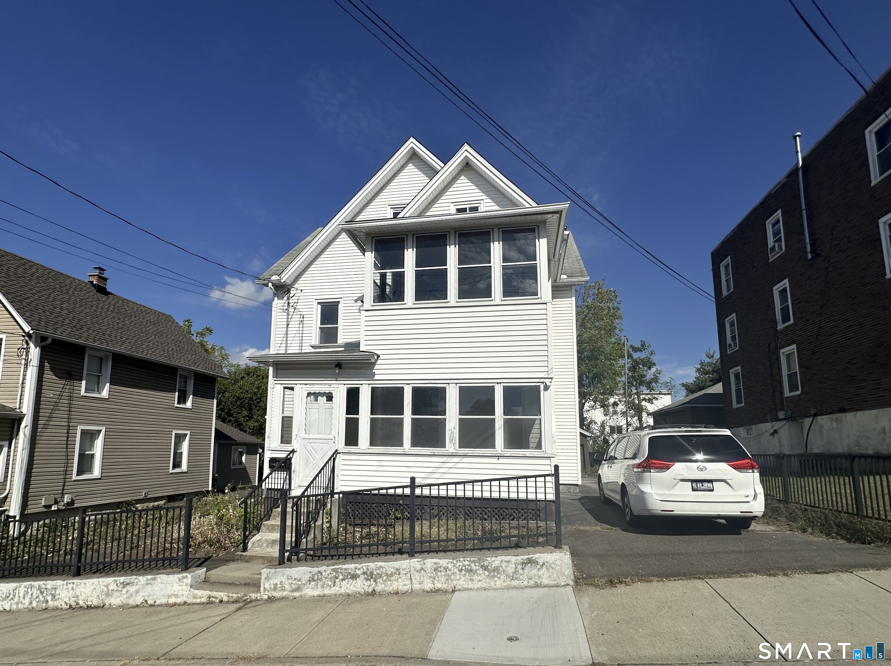 7 Hill Street Ansonia CT 06401