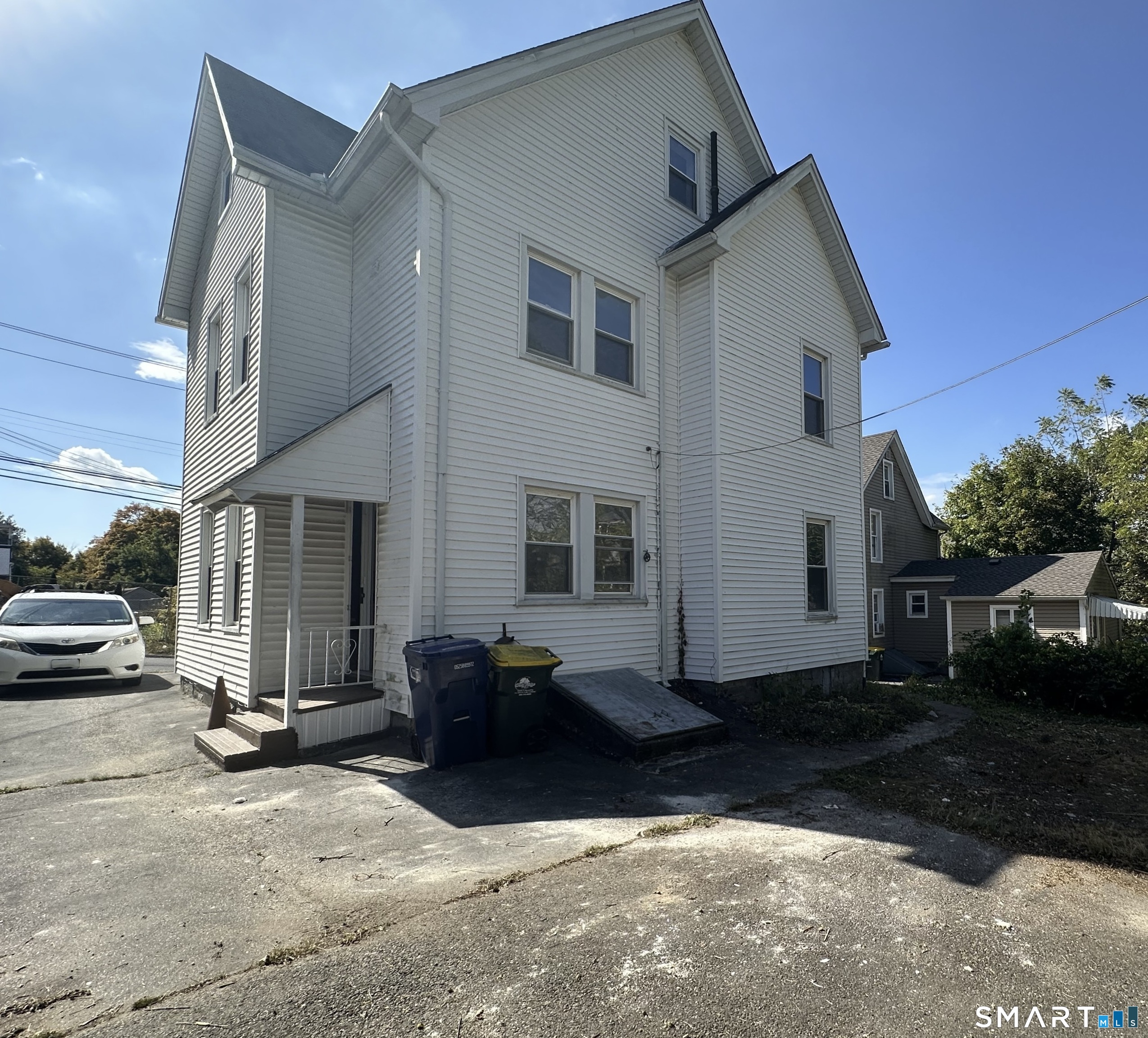 7 Hill Street Ansonia CT 06401