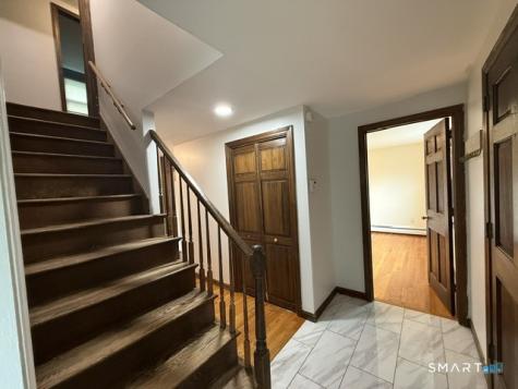 85 Burnham Street Berlin CT 06037
