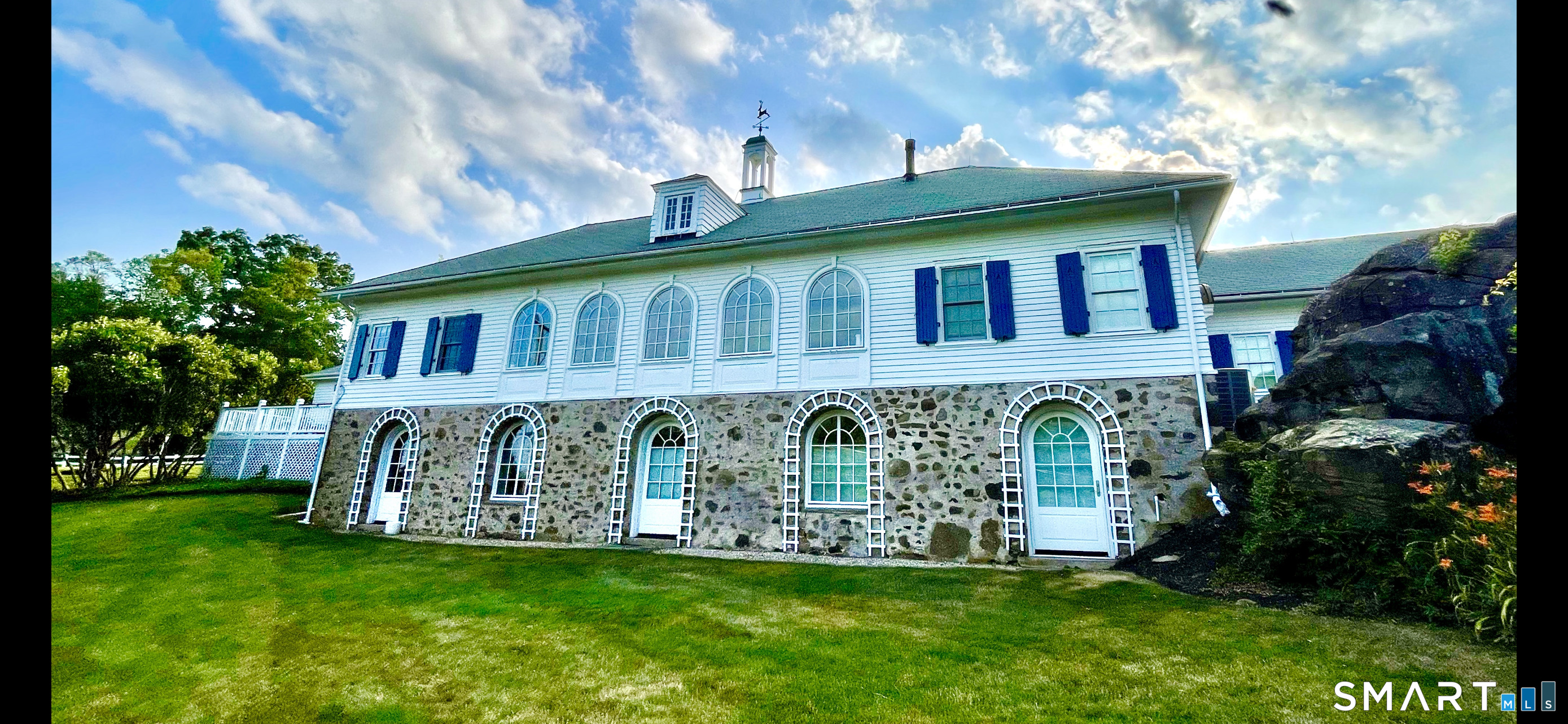 19 Deercliff Road Avon CT 06001