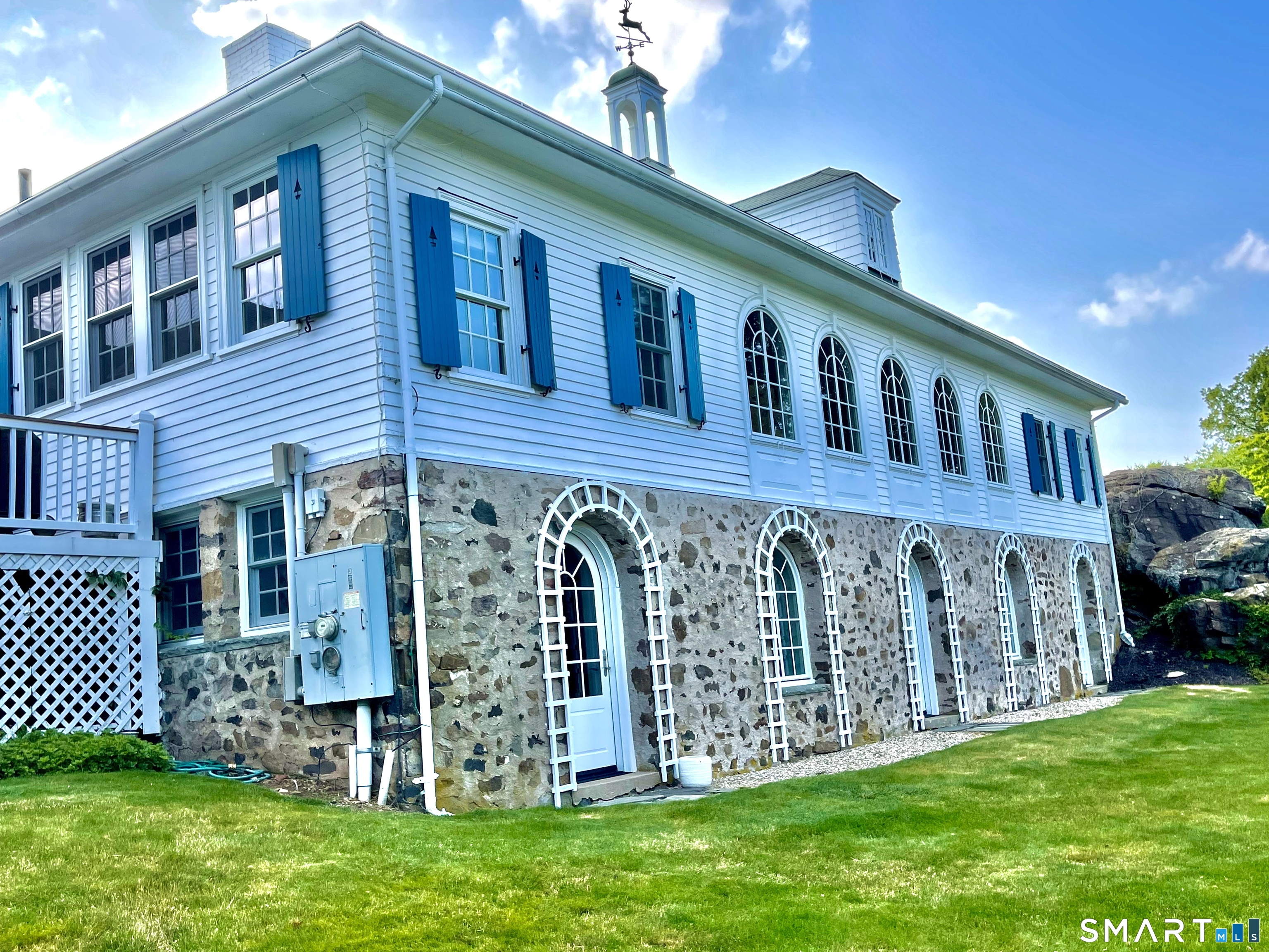 19 Deercliff Road Avon CT 06001