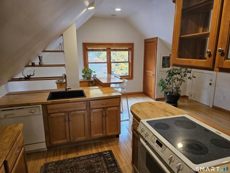29 Argyle Avenue West Hartford CT 06107