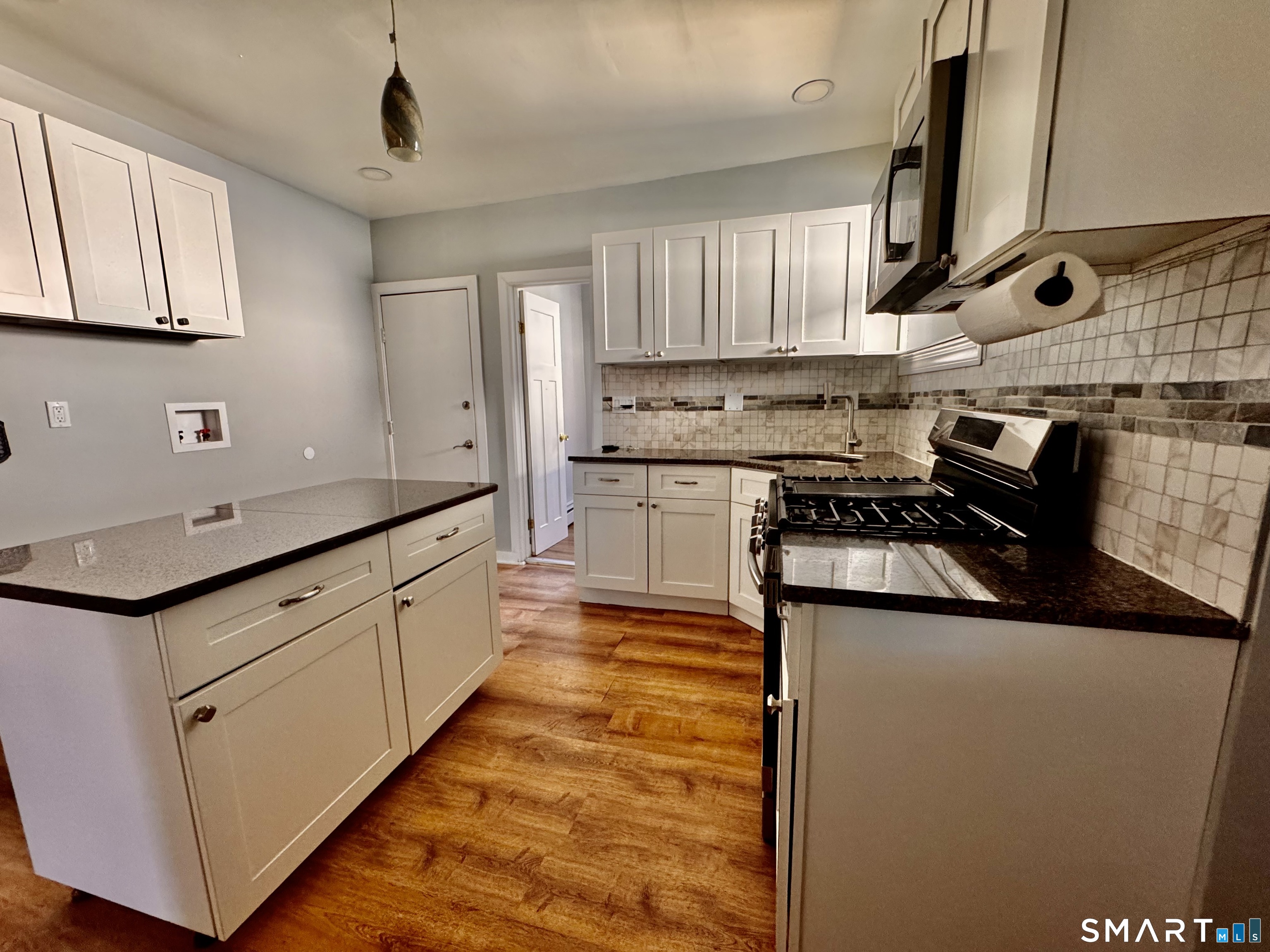 196 Russ Street Hartford CT 06106