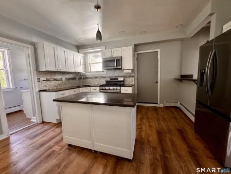 196 Russ Street Hartford CT 06106
