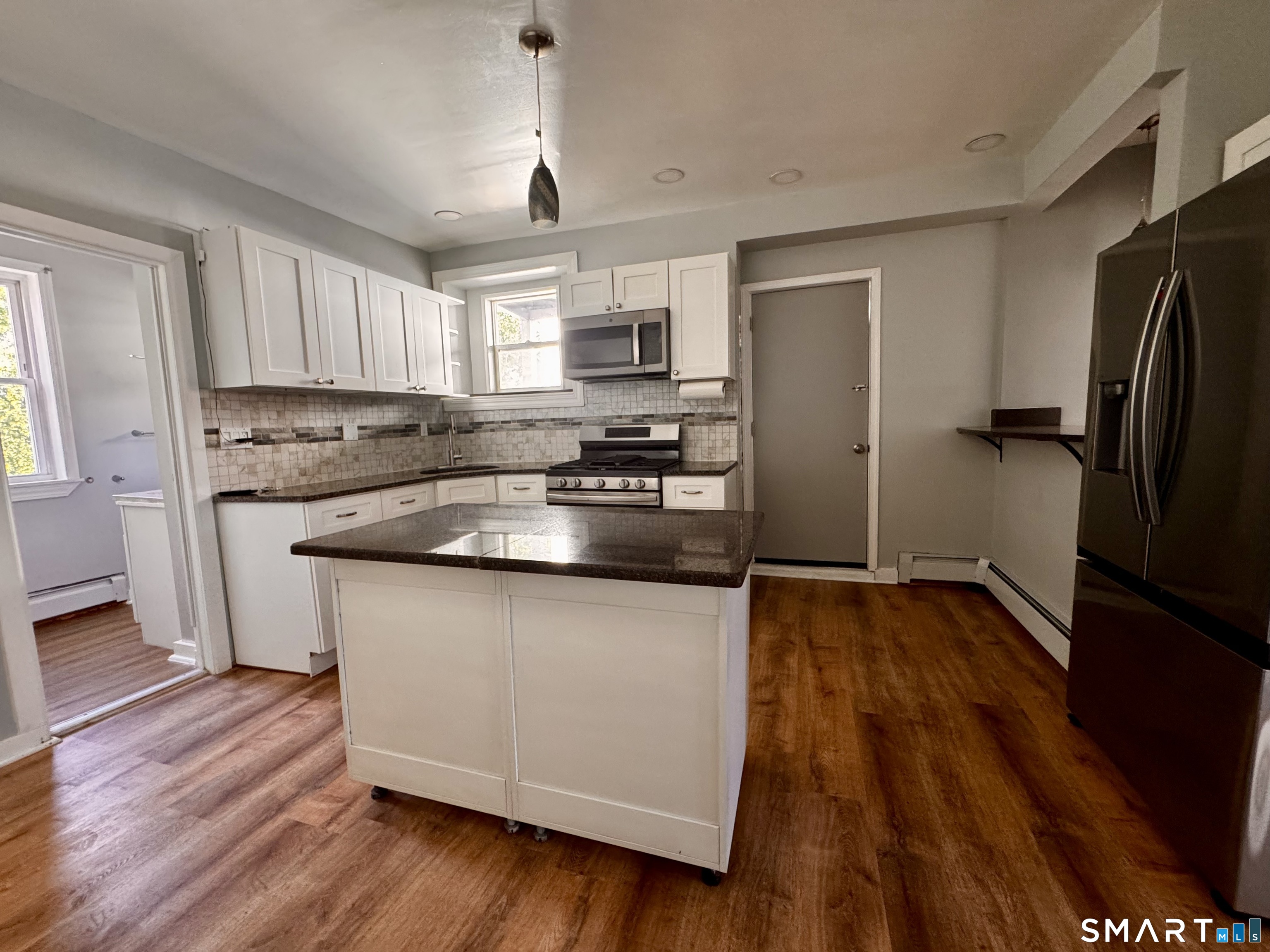 196 Russ Street Hartford CT 06106
