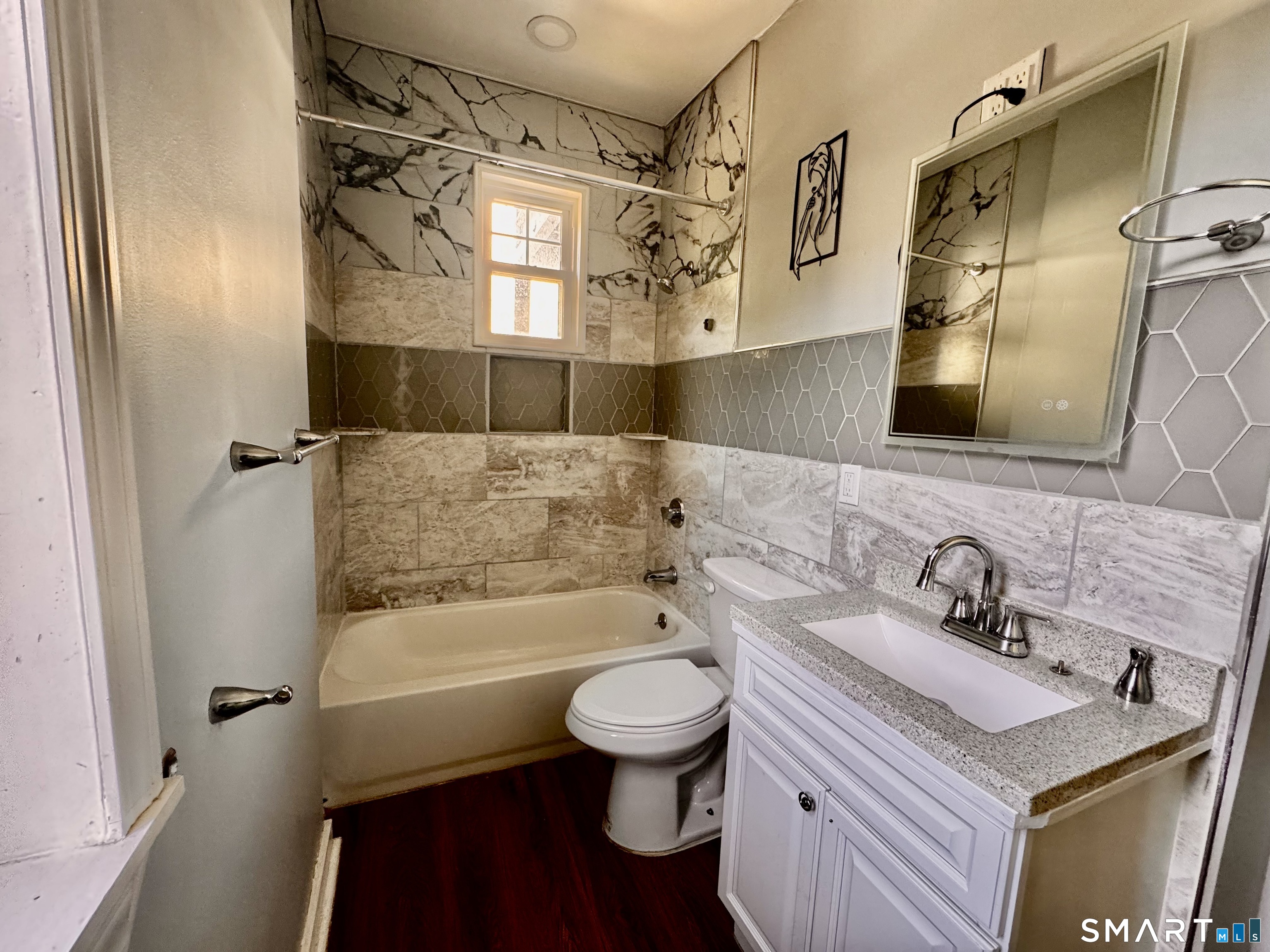 196 Russ Street Hartford CT 06106