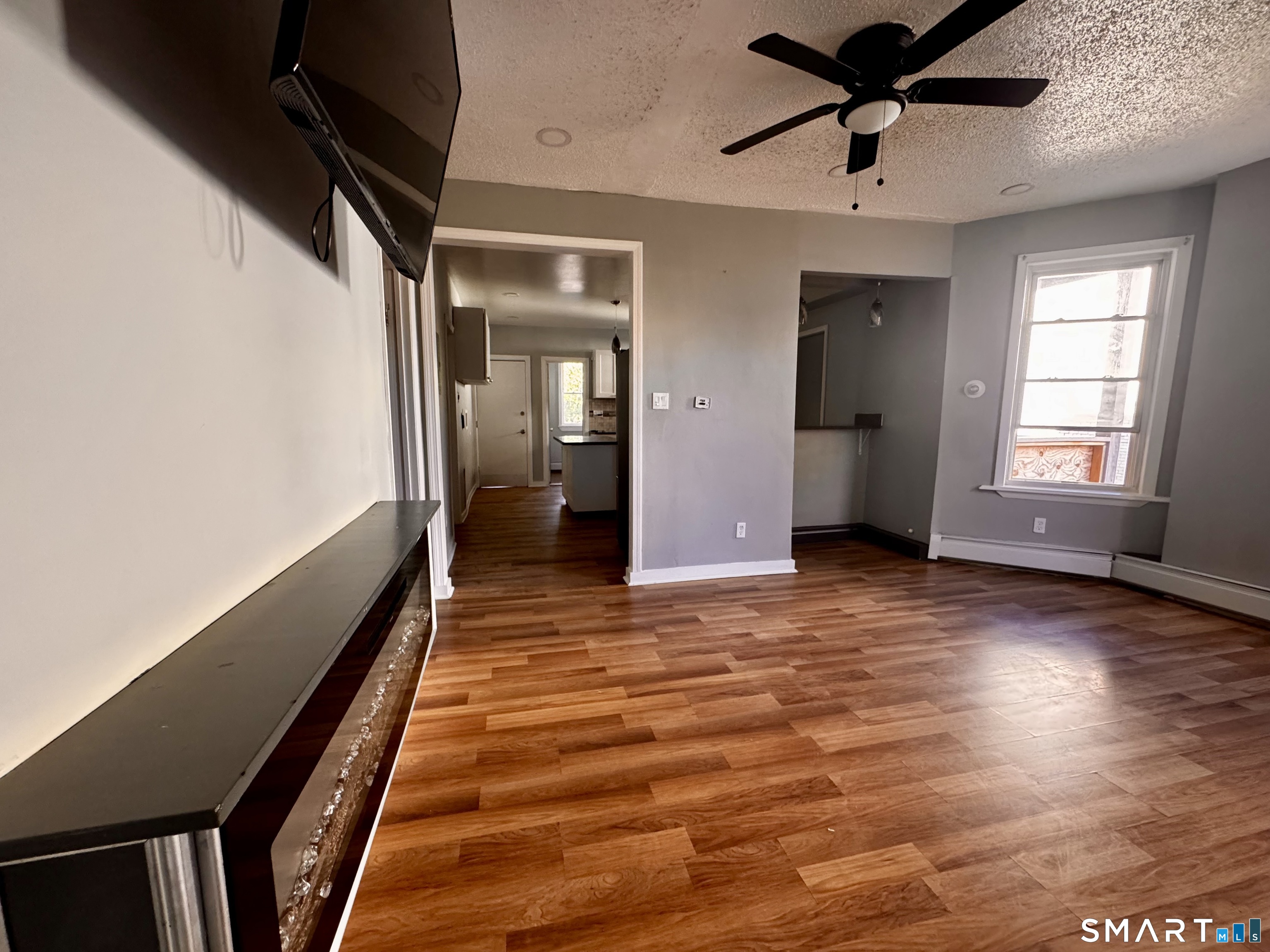 196 Russ Street Hartford CT 06106