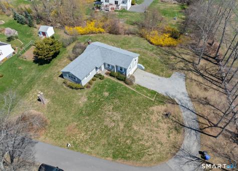 9 Evas Drive Brookfield CT 06804