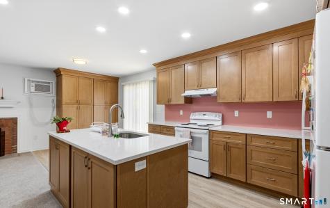 9 Evas Drive Brookfield CT 06804