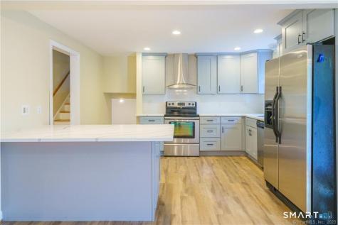 33 Sky View Drive West Hartford CT 06117