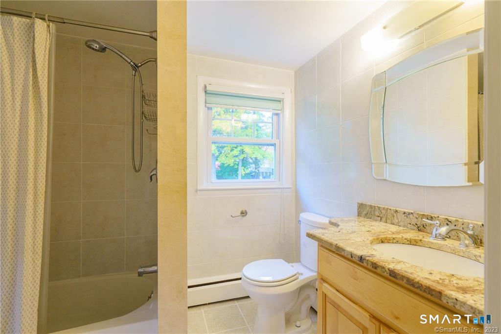 33 Sky View Drive West Hartford CT 06117