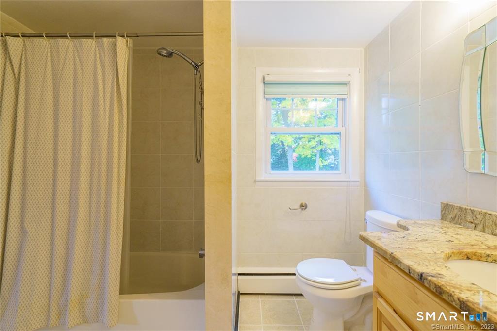 33 Sky View Drive West Hartford CT 06117
