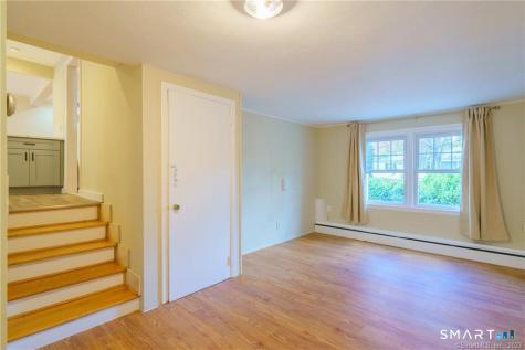 33 Sky View Drive West Hartford CT 06117